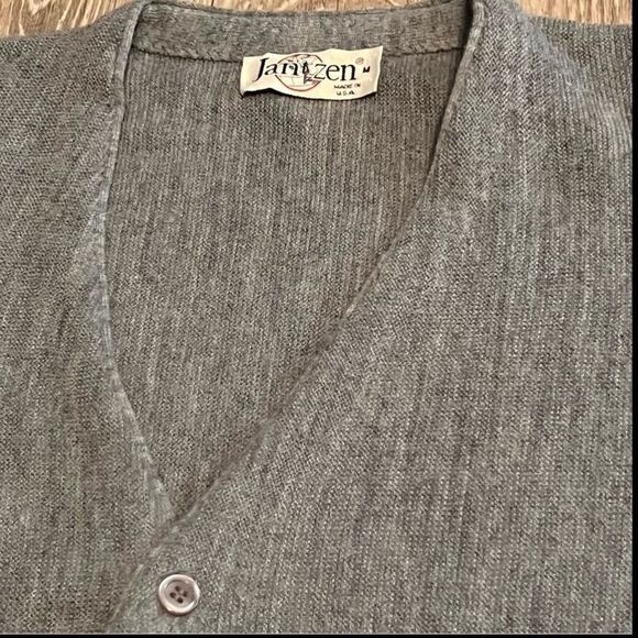 Vintage 90s Grunge Jantzen USA Oversized Drop Shoulder cardigan sweater gray M - Picture 3 of 8